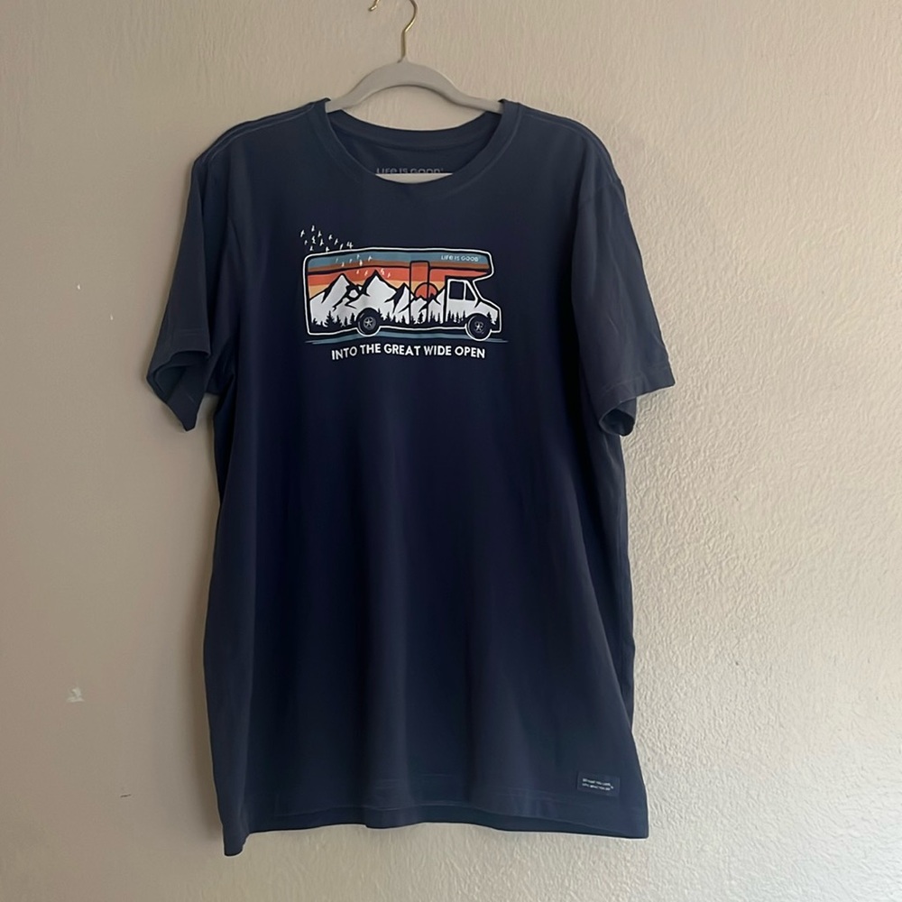 Life is Good Crusher Tee " into the great wide open" Short Sleeve Size Large
